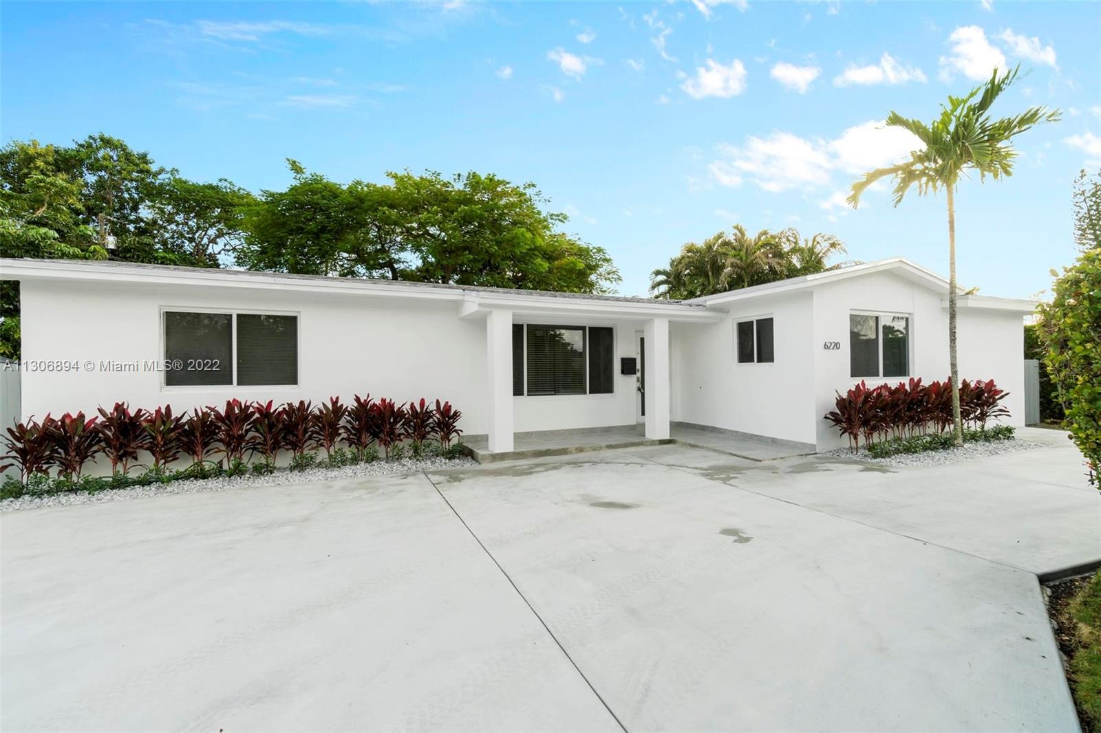 6220 SW 62nd St  For Sale A11306894, FL