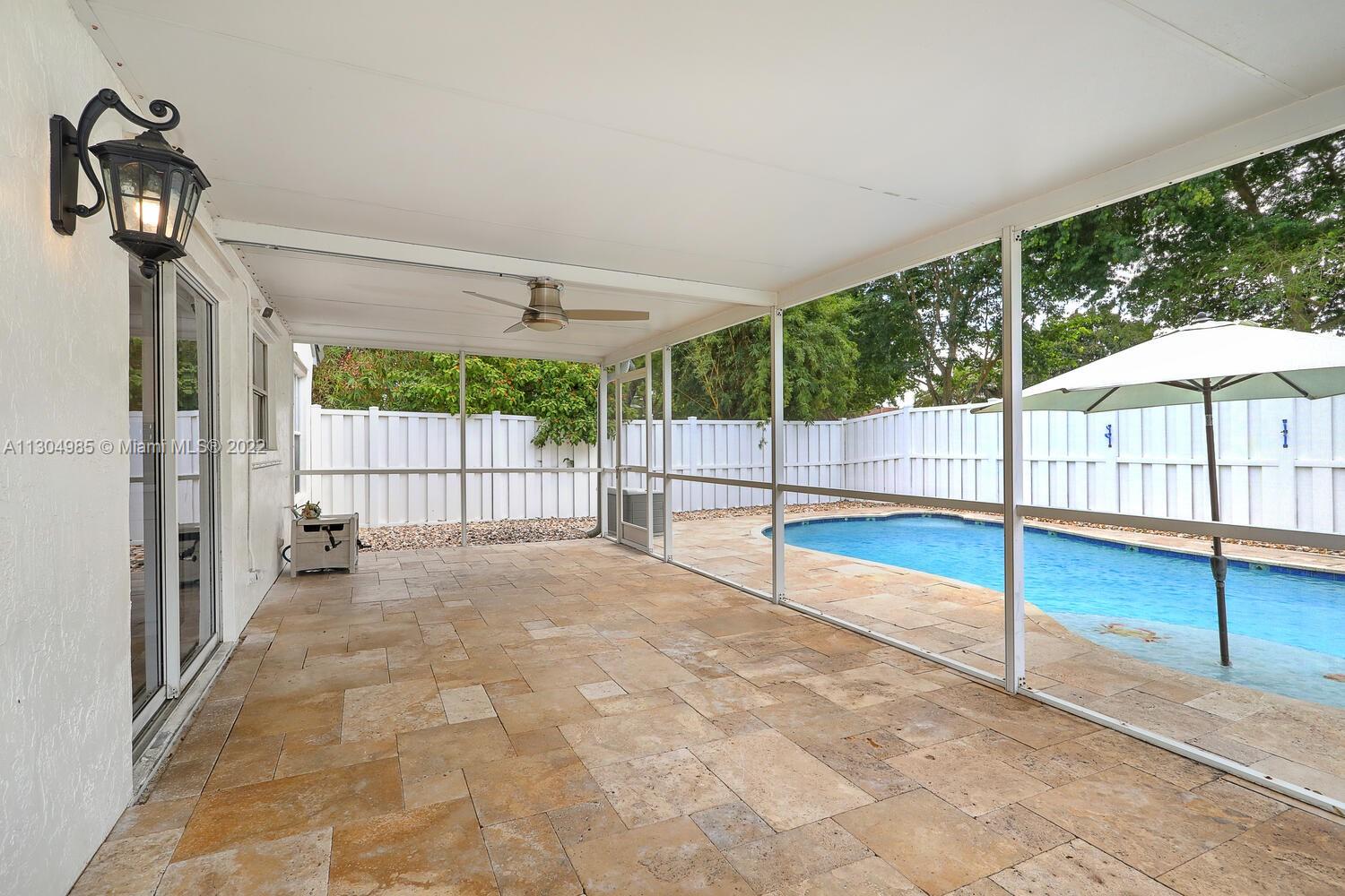 Listing Photo 17