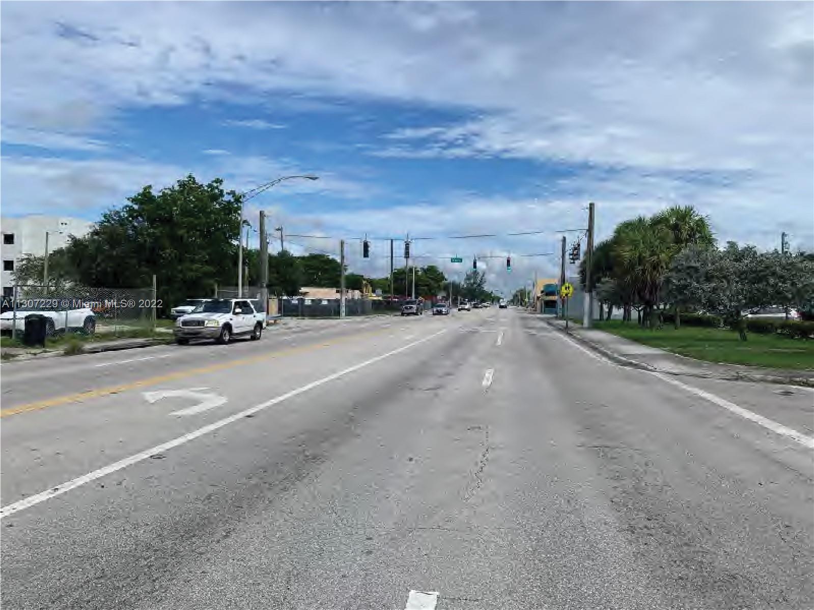 Over 20K cars per day on NW 17th Avenue