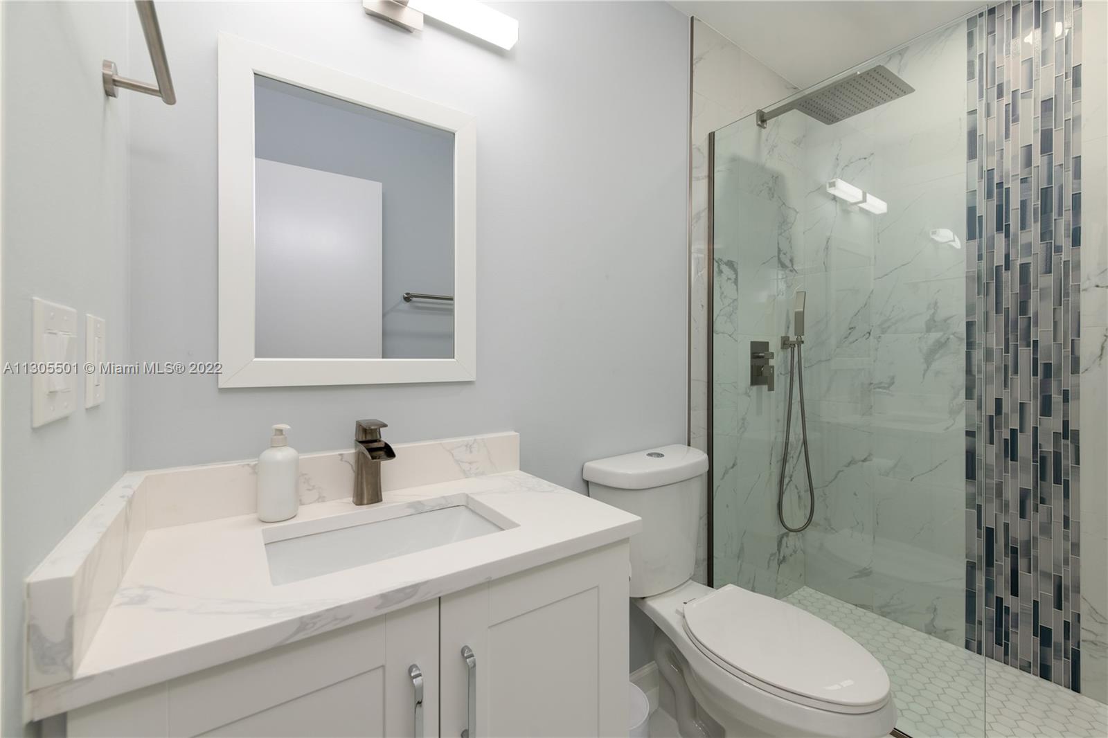View of the second bathroom.
