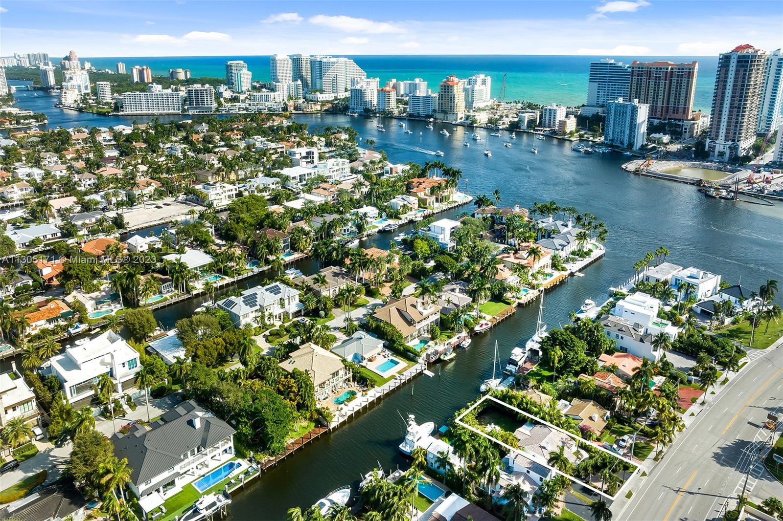 Minutes to Fort Lauderdale's Intracoastal