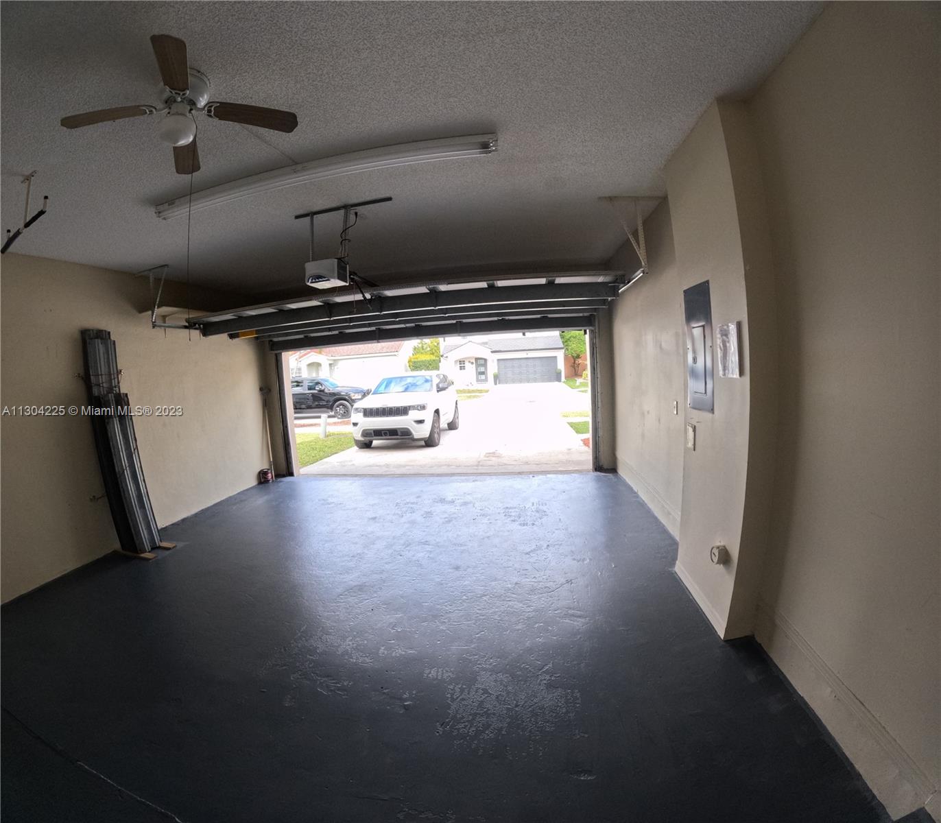 Listing Photo 18