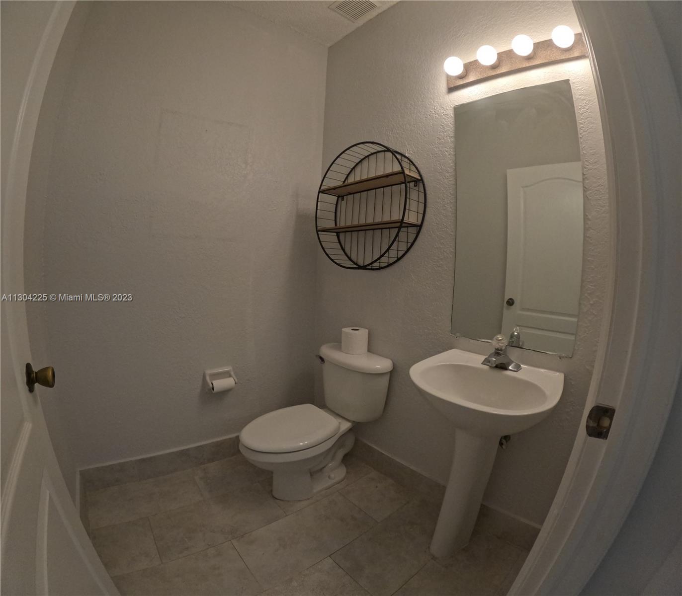 Listing Photo 7