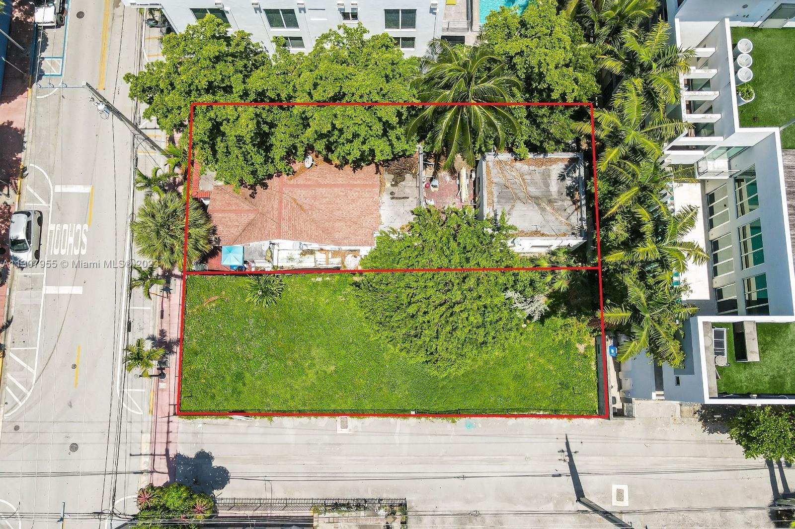 912  4th St  For Sale A11307955, FL