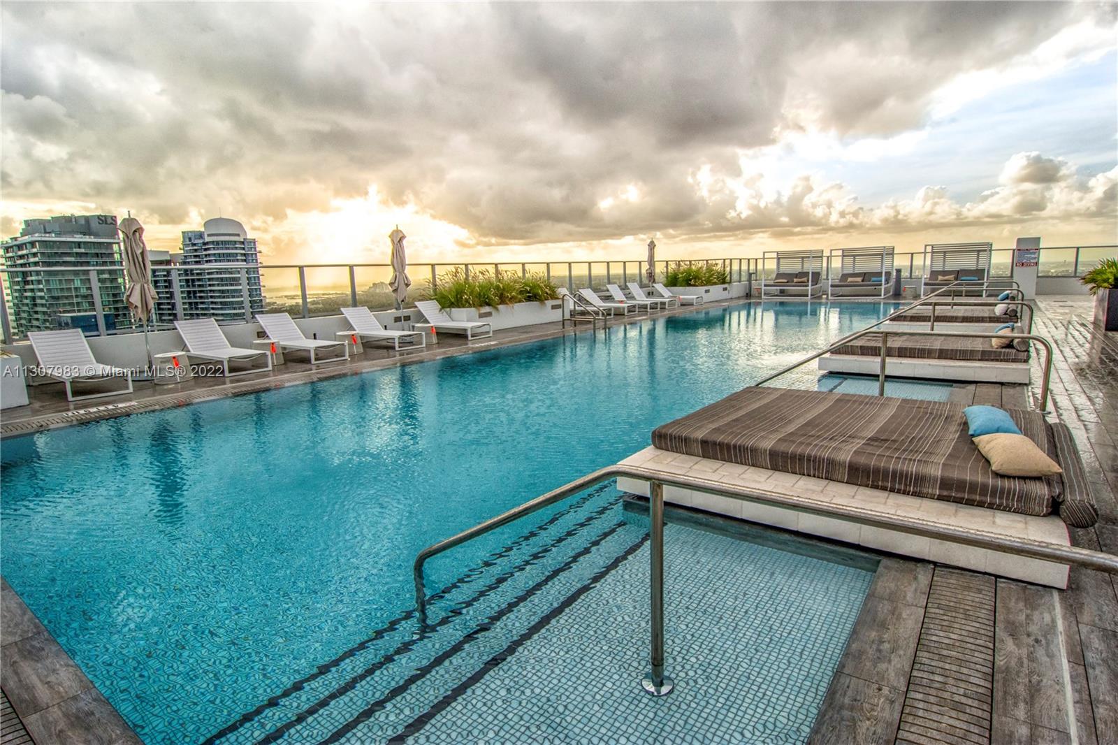 Superb Unit in the amazing building of 1010 Brickell, featuring 1 Bedroom, 1 converted Den so you'll have 2 bedrooms with phenomenal skyline views, full range of amenities to enjoy from heated pool, Kids Gym, ping pong tables, social room with virtual golf simulator, plasma TV, billiard, pool, gym, yoga room, basketball, tennis and running track as well as sauna facilities.