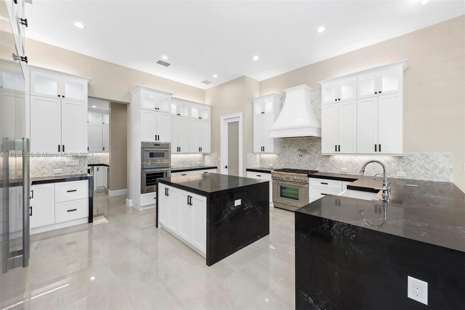 11957 SW 14th Pl, Davie, FL 33325
