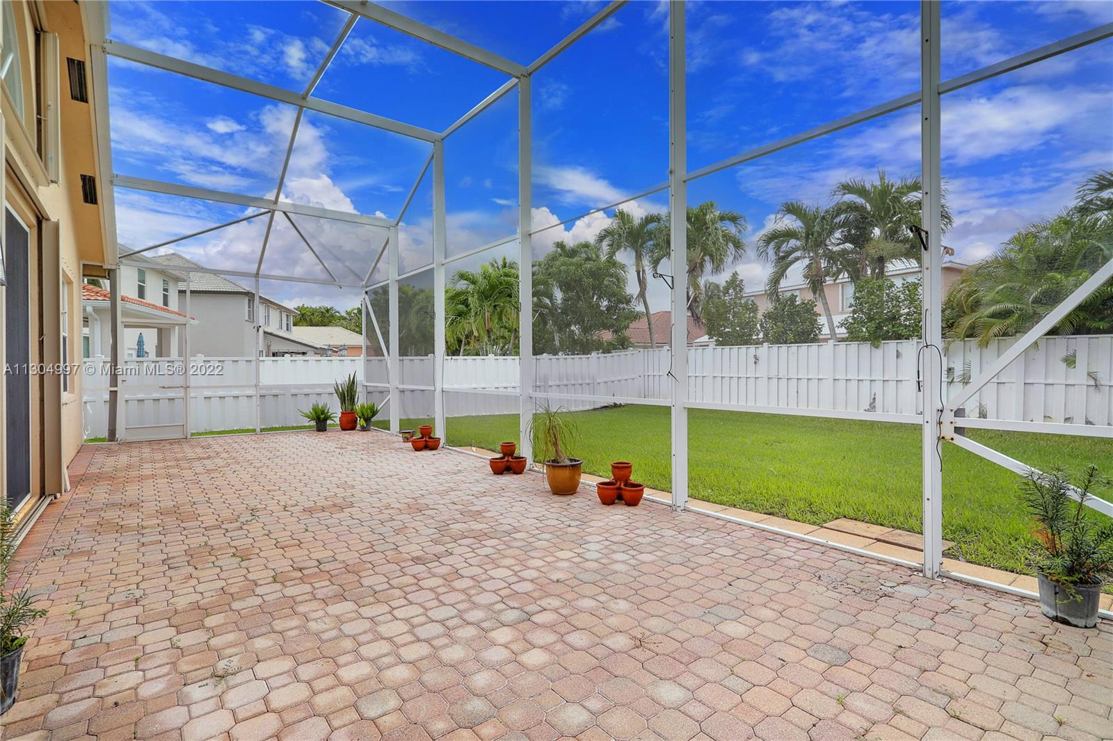Listing Photo 23