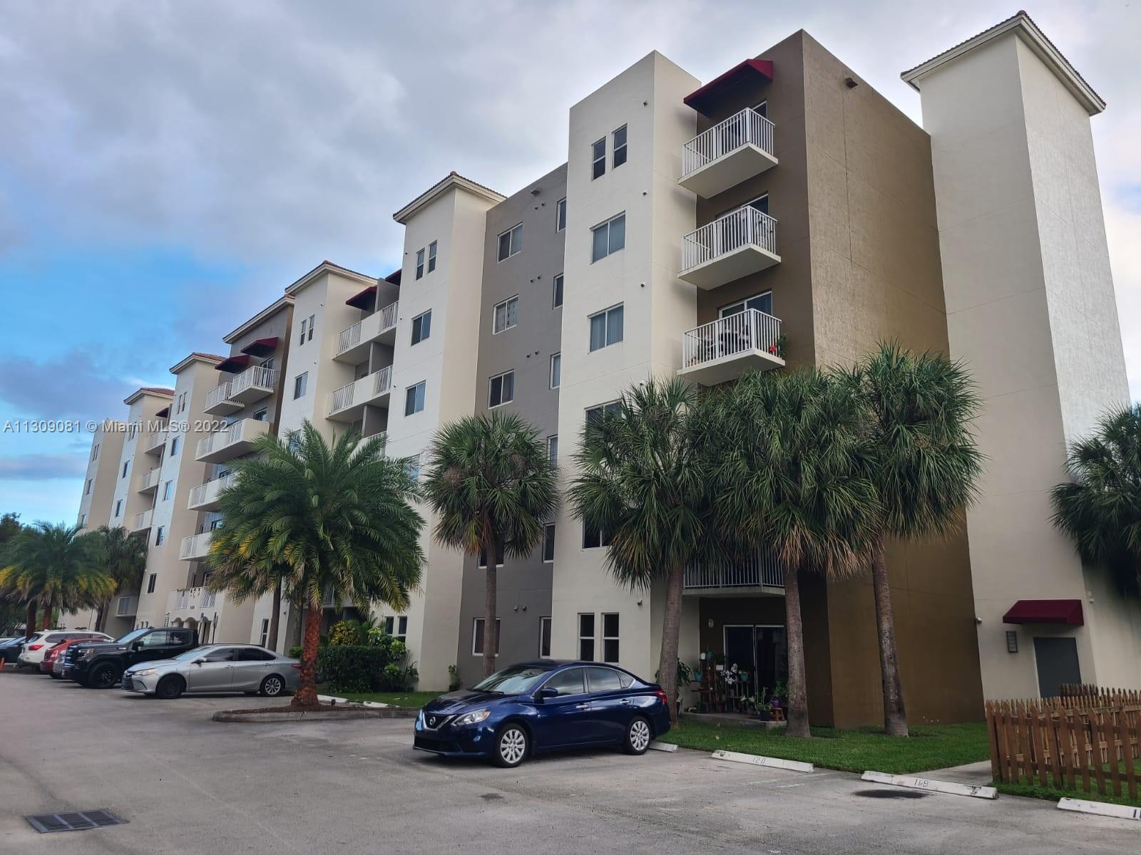 11060 SW 196th St 201, Miami, FL 33157