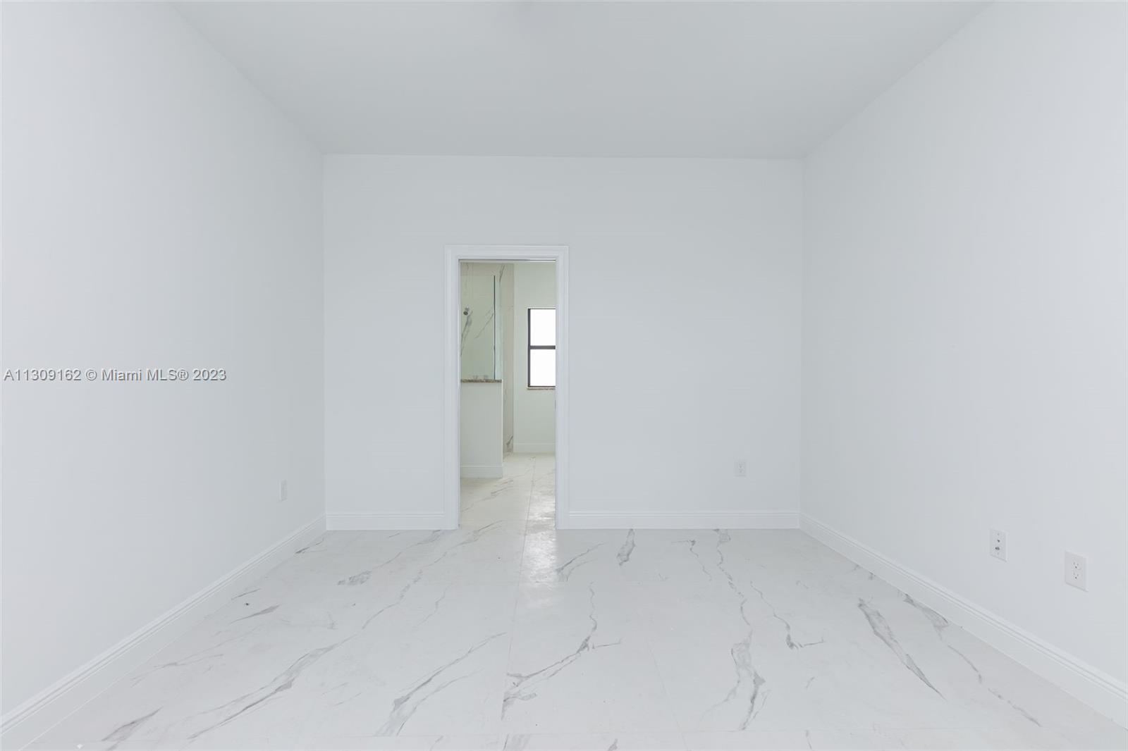 Listing Photo 37