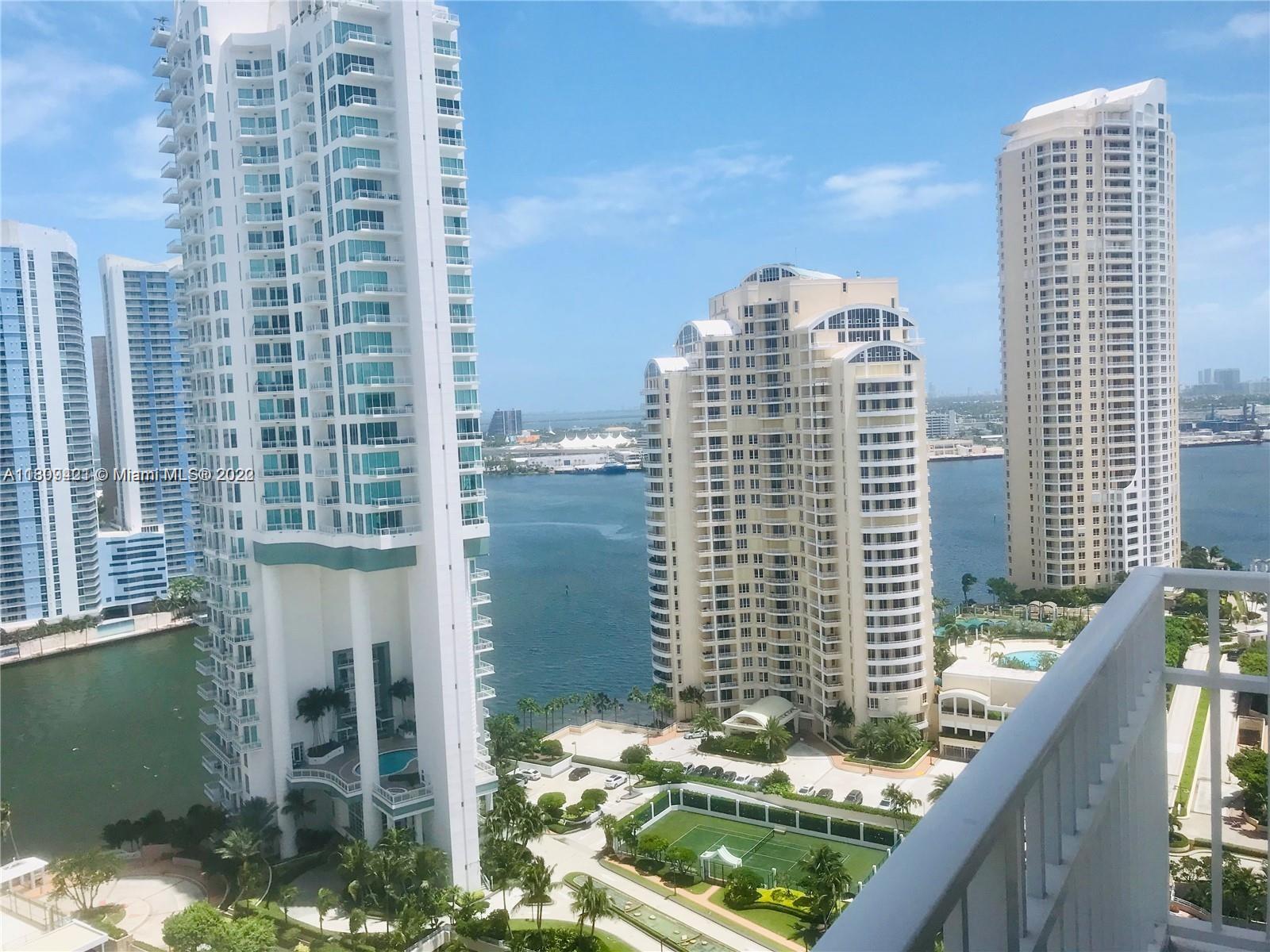 LOWER PENTHOUSE UNIT IN COURVOISIER COURTS. 1 BE 1.5 BATH. GRANITE COUNTER TOPS, TILE FLOORS IN MAIN LIVING AREA. GREAT VIEWS OF THE BAY FROM YOUR BALCONY. Condo Unit in the heart of Exclusive  Brickell Key. Walking distance to Brickell City Center, Mary Brickell Village, Best restaurants in Miami, Shopping, and the hottest area in Miami Today. Property is Rented until August 31, 2023. Excellent Opportunity for Investors looking for steady income.