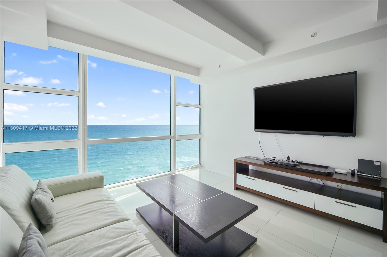 6801 Collins Ave LPH17, Miami Beach, FL 33141