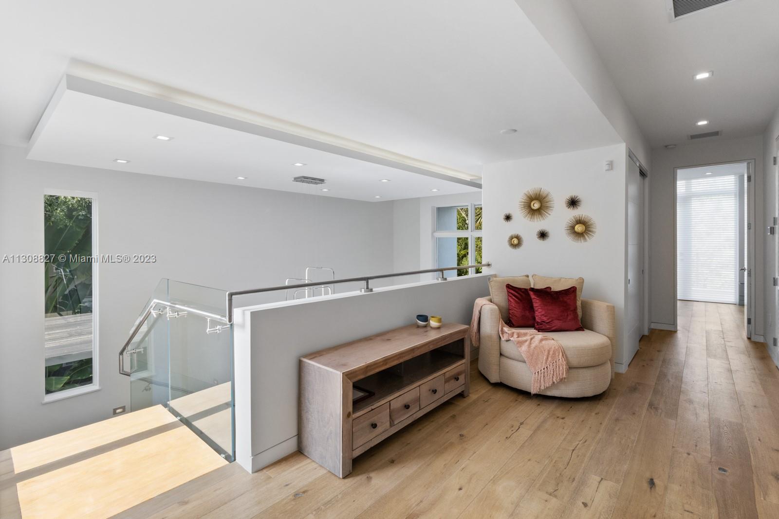 Private Terrace (4th Bedroom)