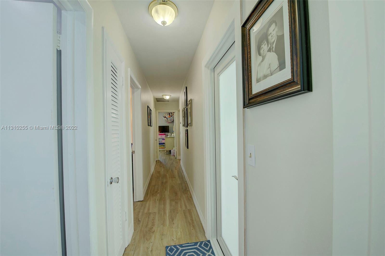 Listing Photo 16
