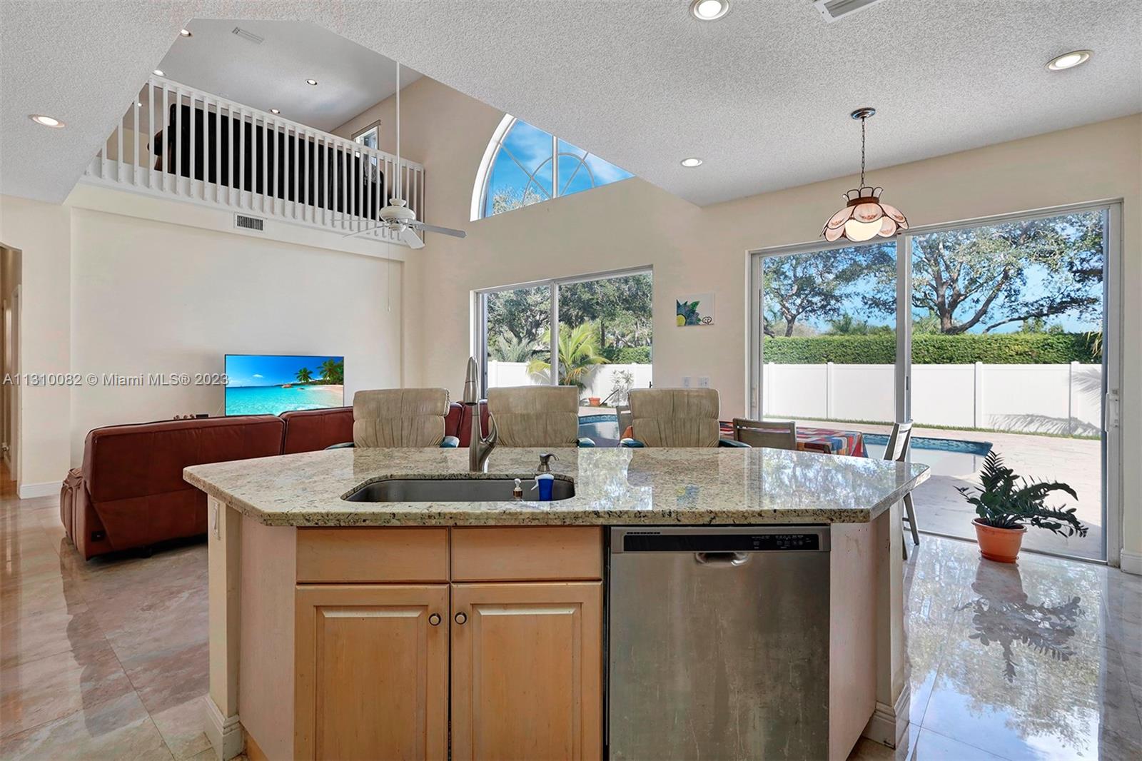 Listing Photo 18