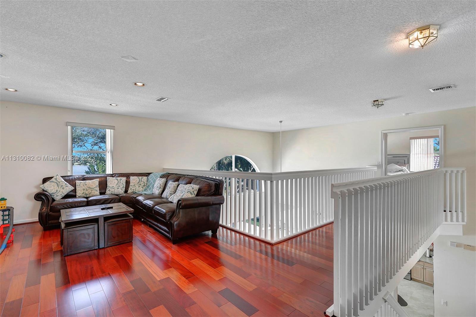 Listing Photo 31
