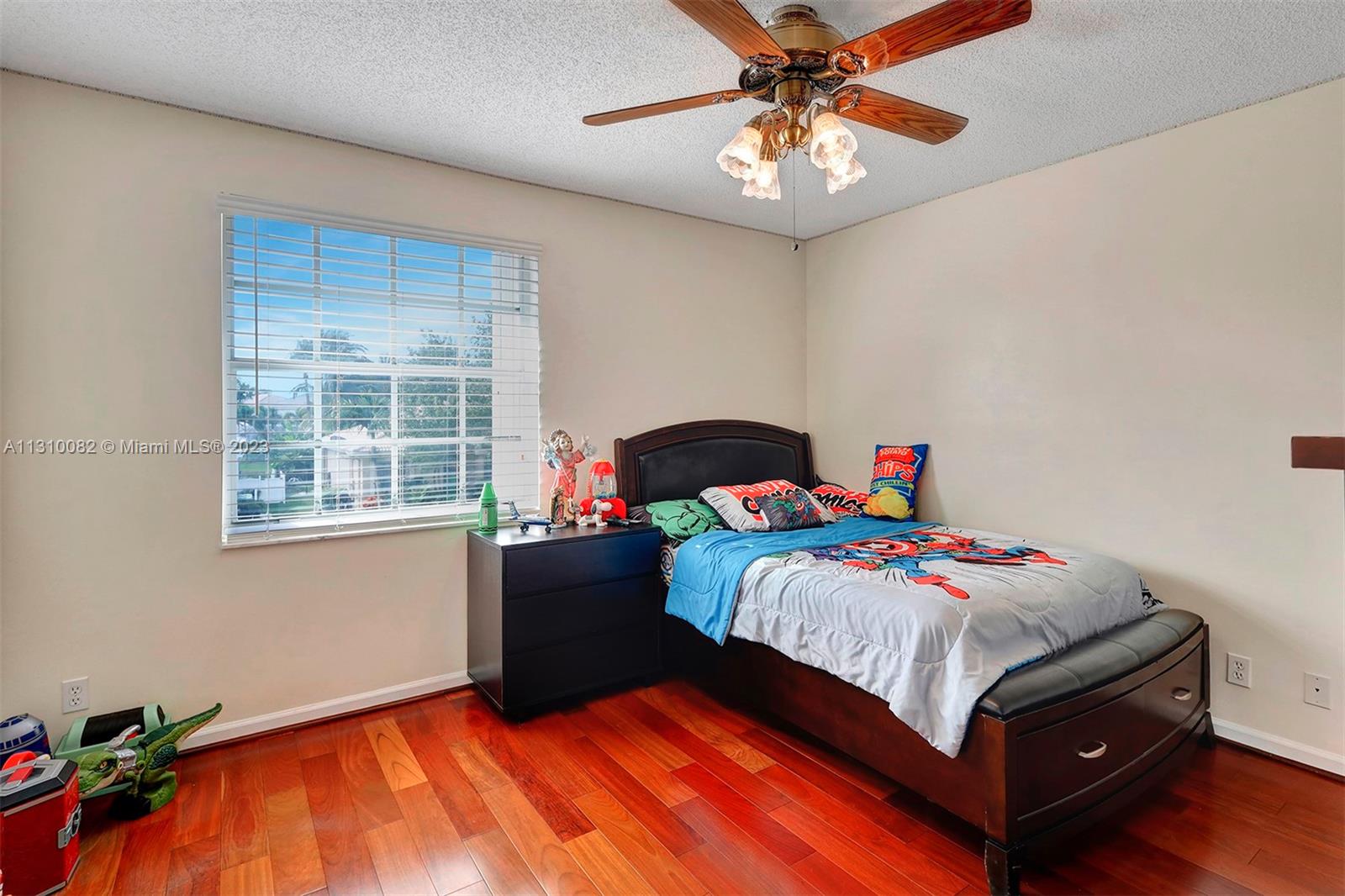 Listing Photo 37