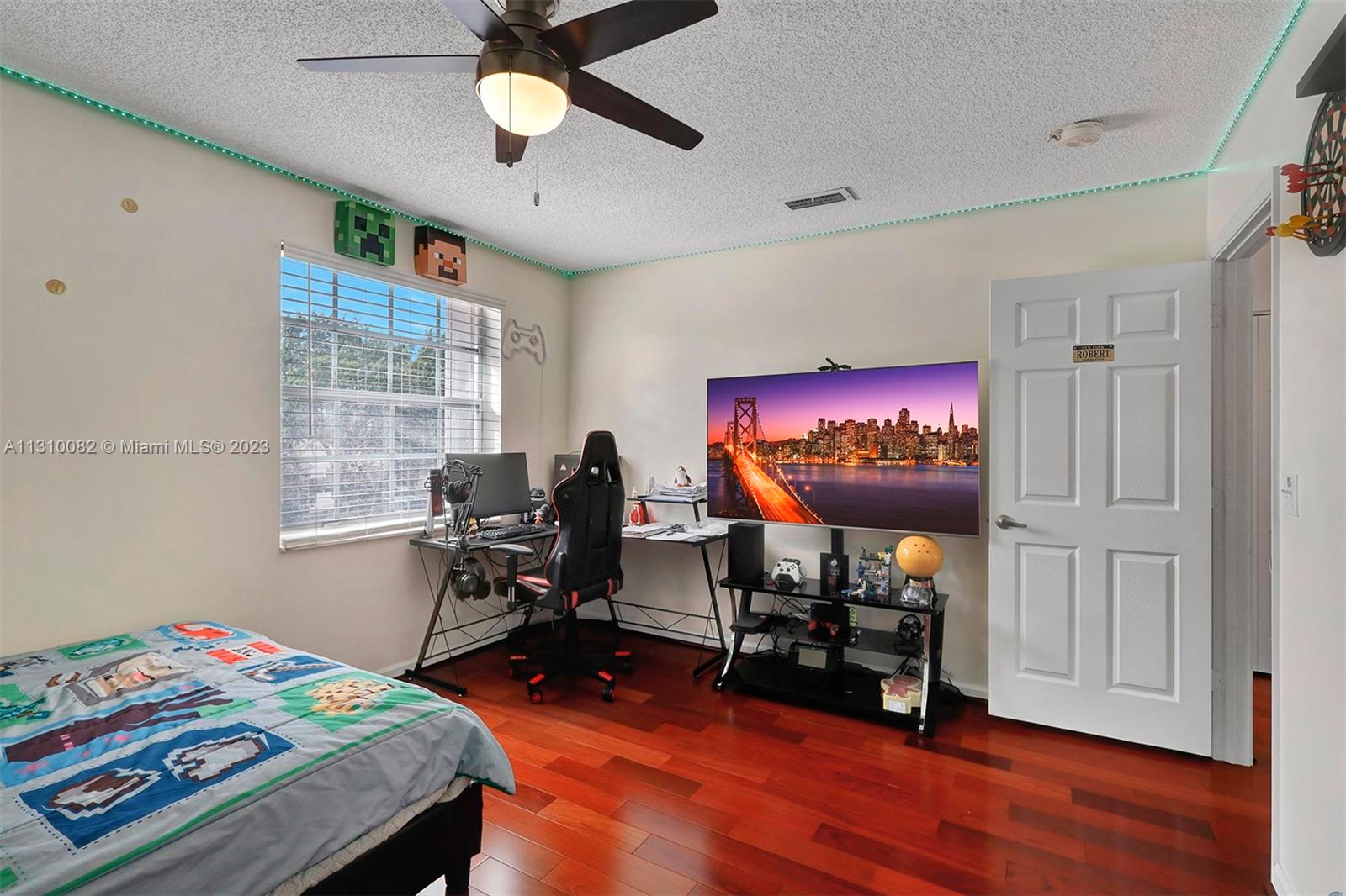 Listing Photo 43