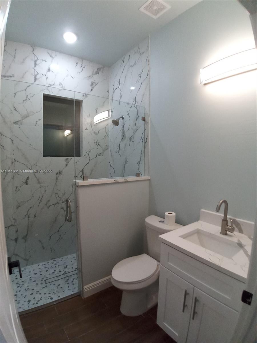 Listing Photo 17
