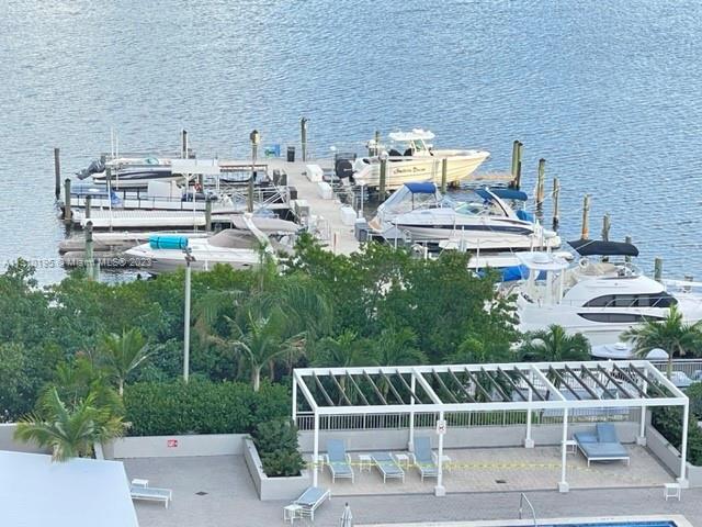 18071 Biscayne Blvd 802, Aventura, FL 33160