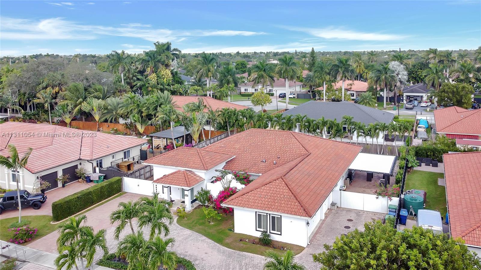15263 SW 162nd St, Miami, FL 33187