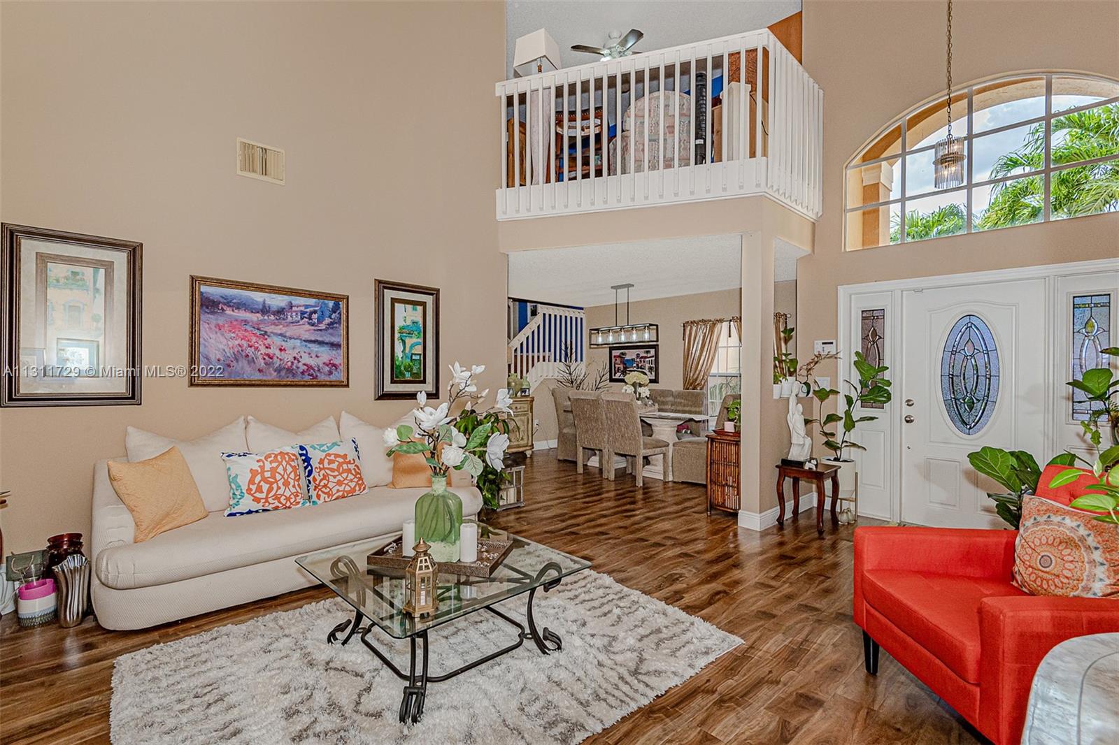 Listing Photo 1