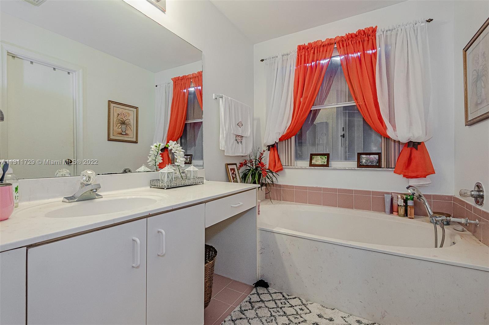 Listing Photo 22