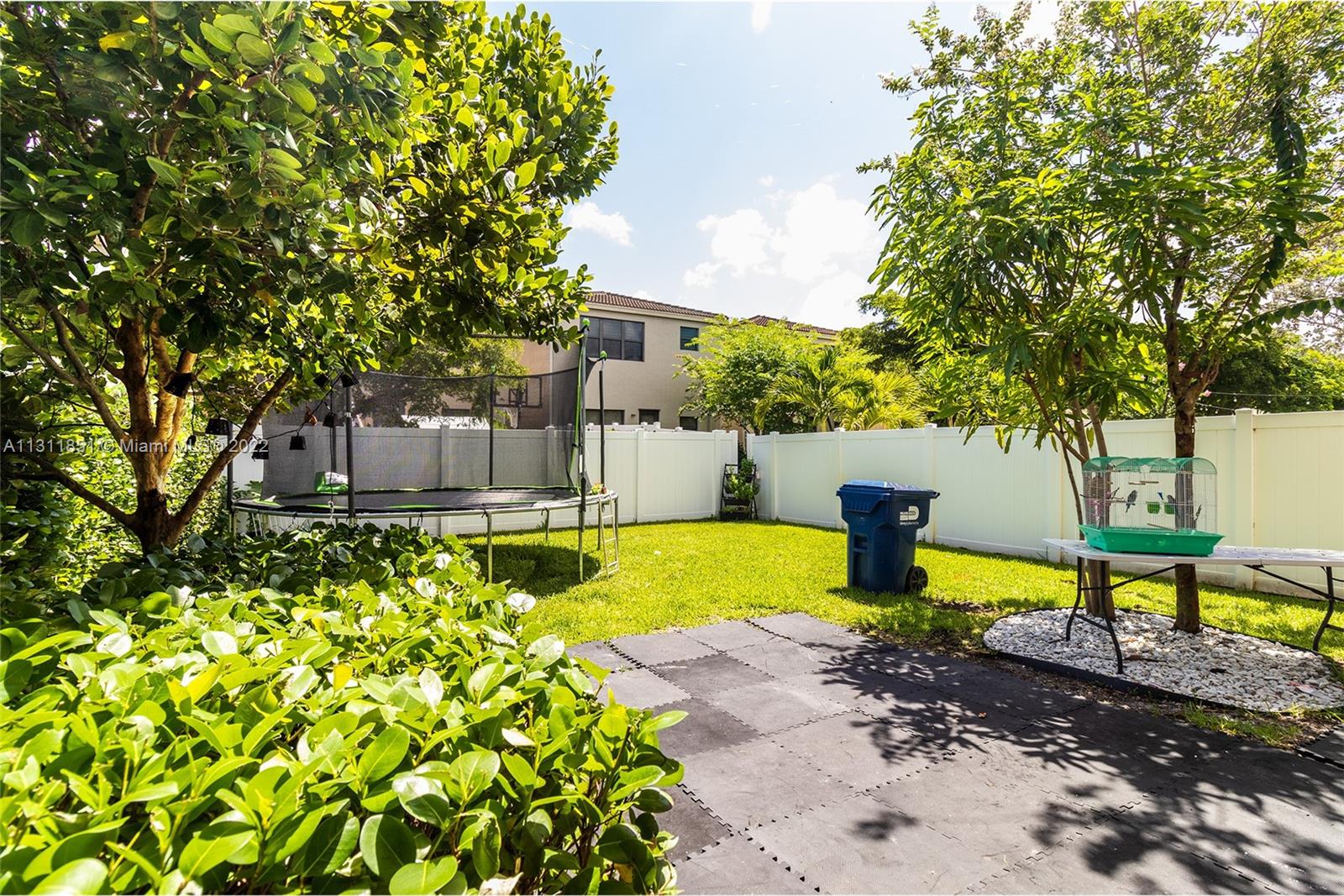 Listing Photo 18