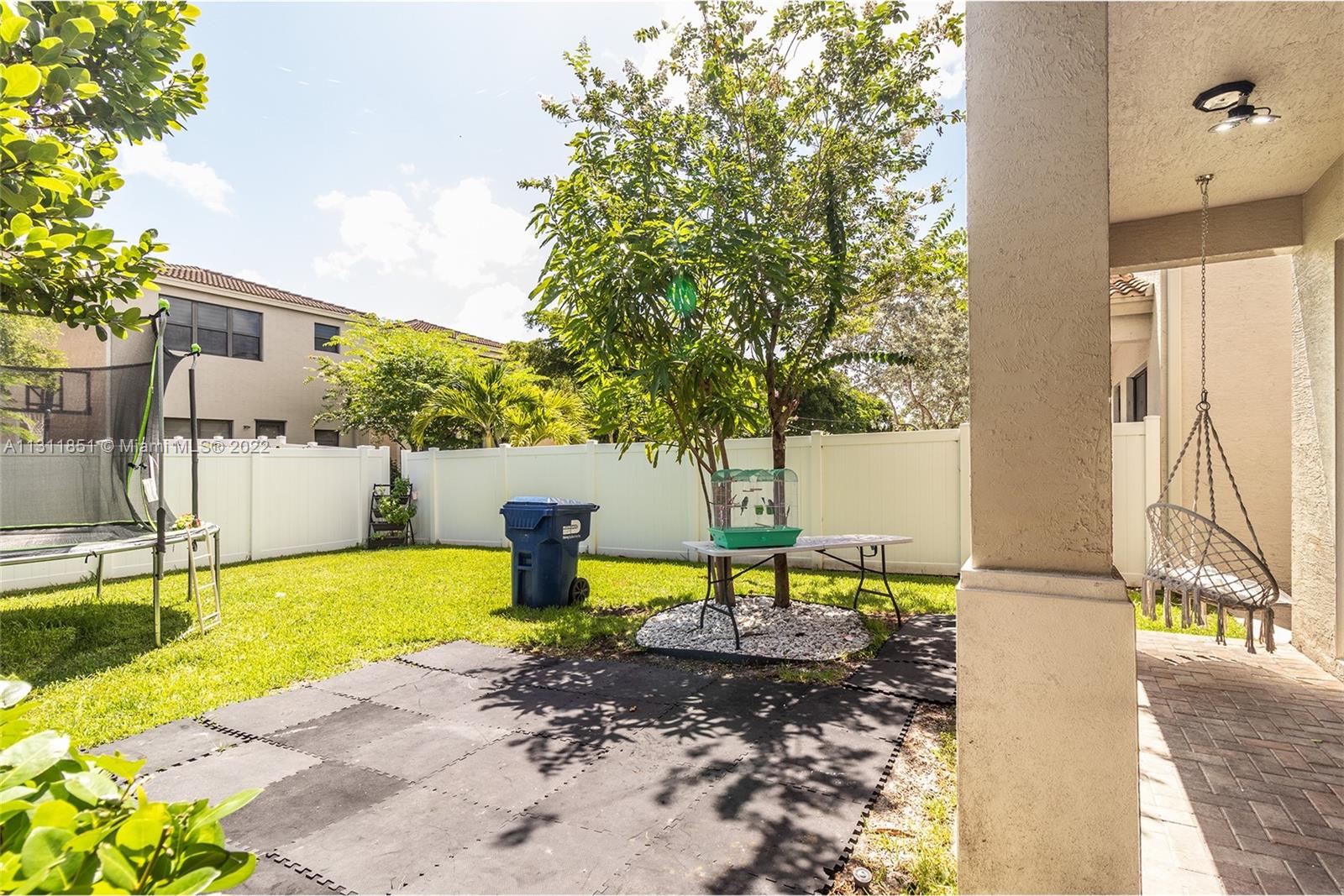 Listing Photo 19