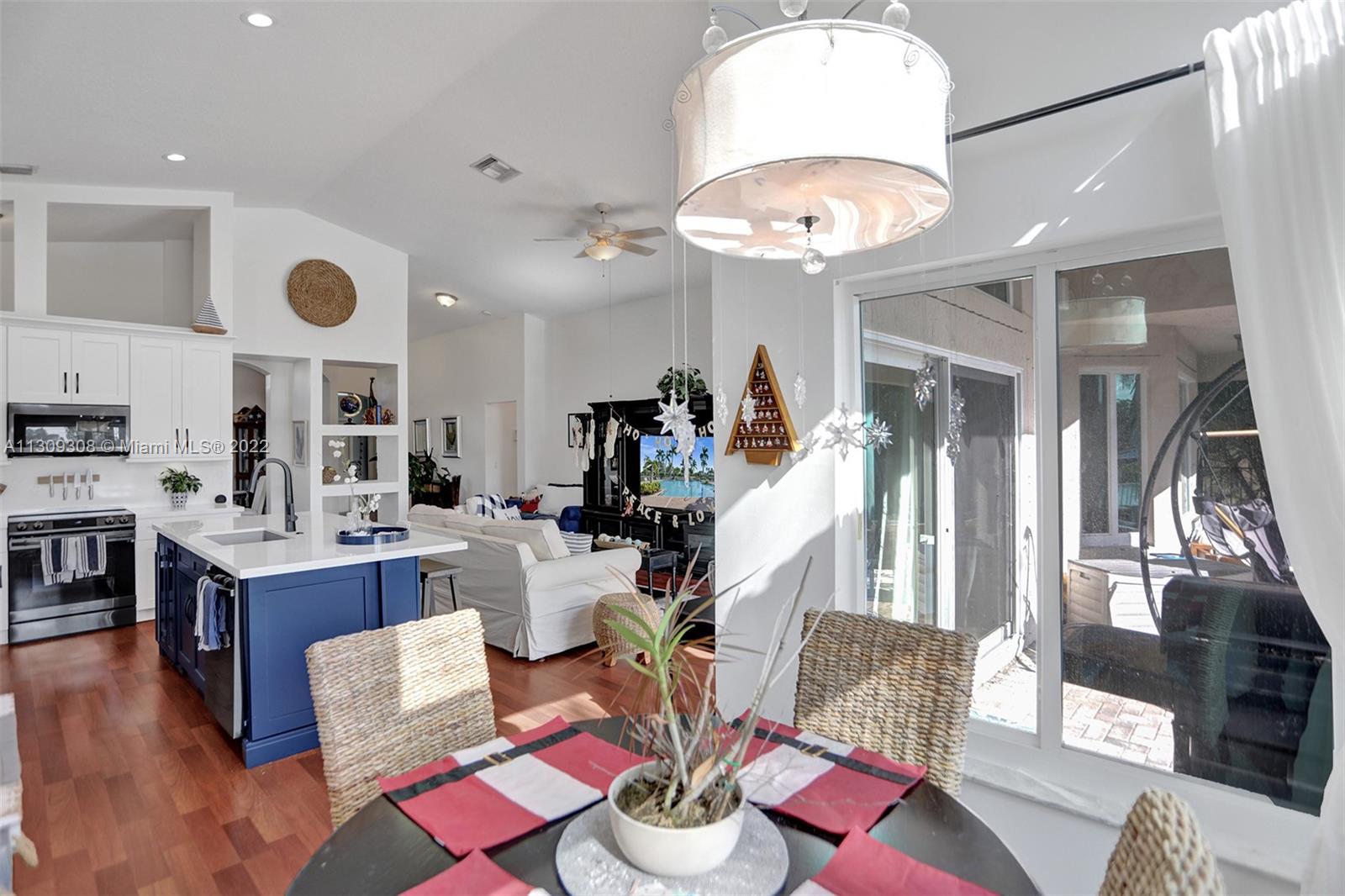 Listing Photo 17