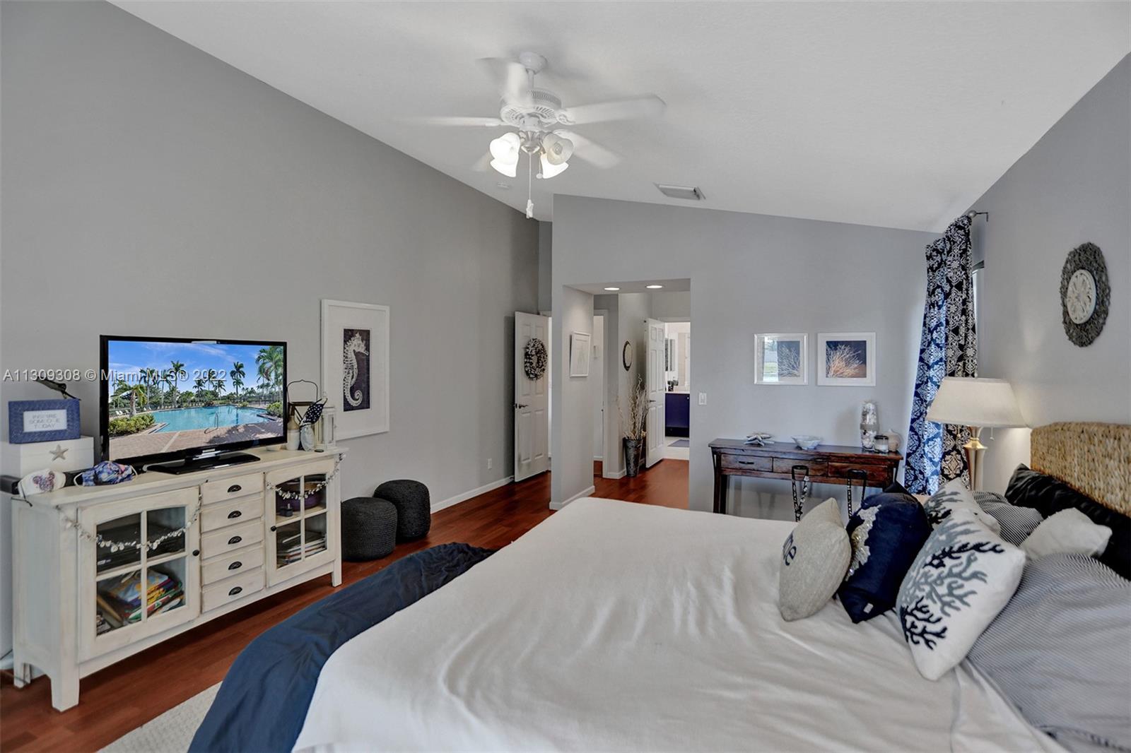 Listing Photo 21