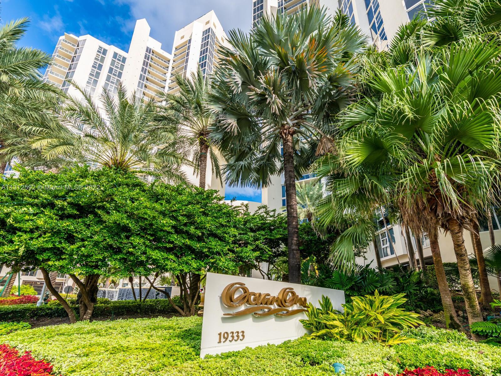 19333 Collins Ave 1107