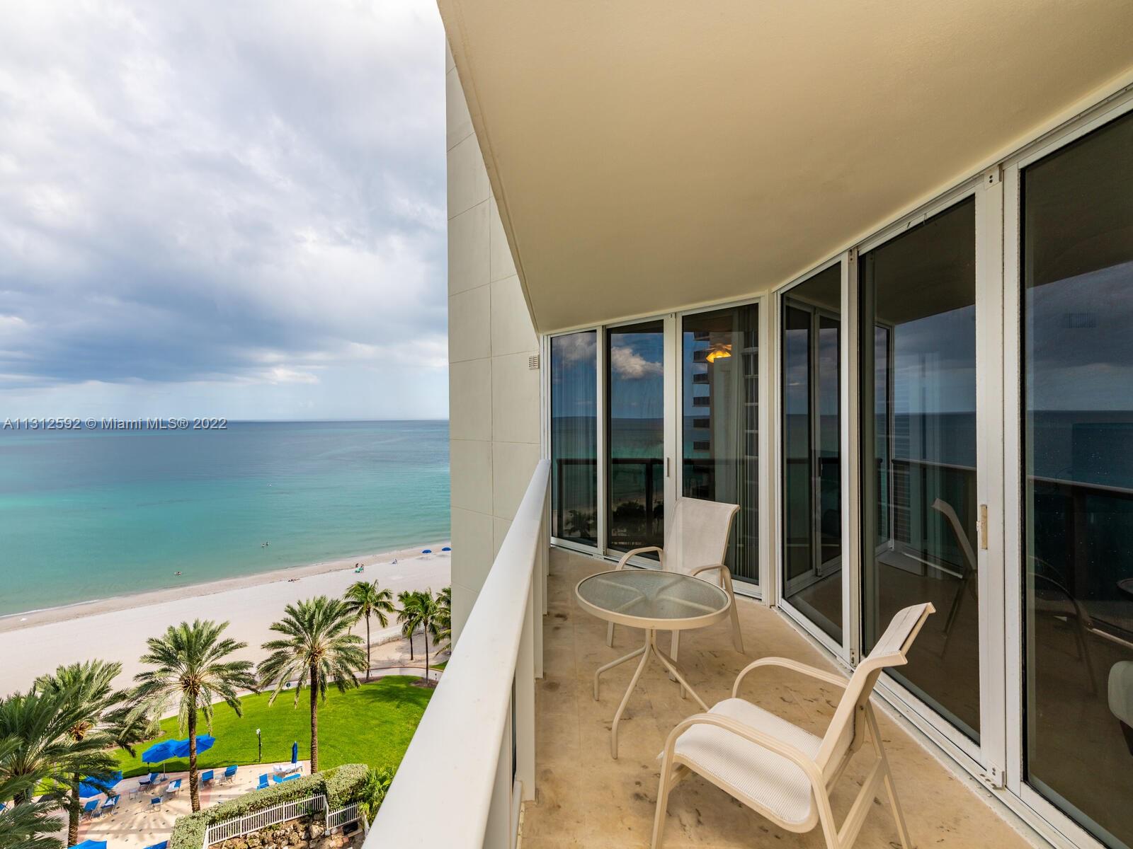 19333 Collins Ave 1107