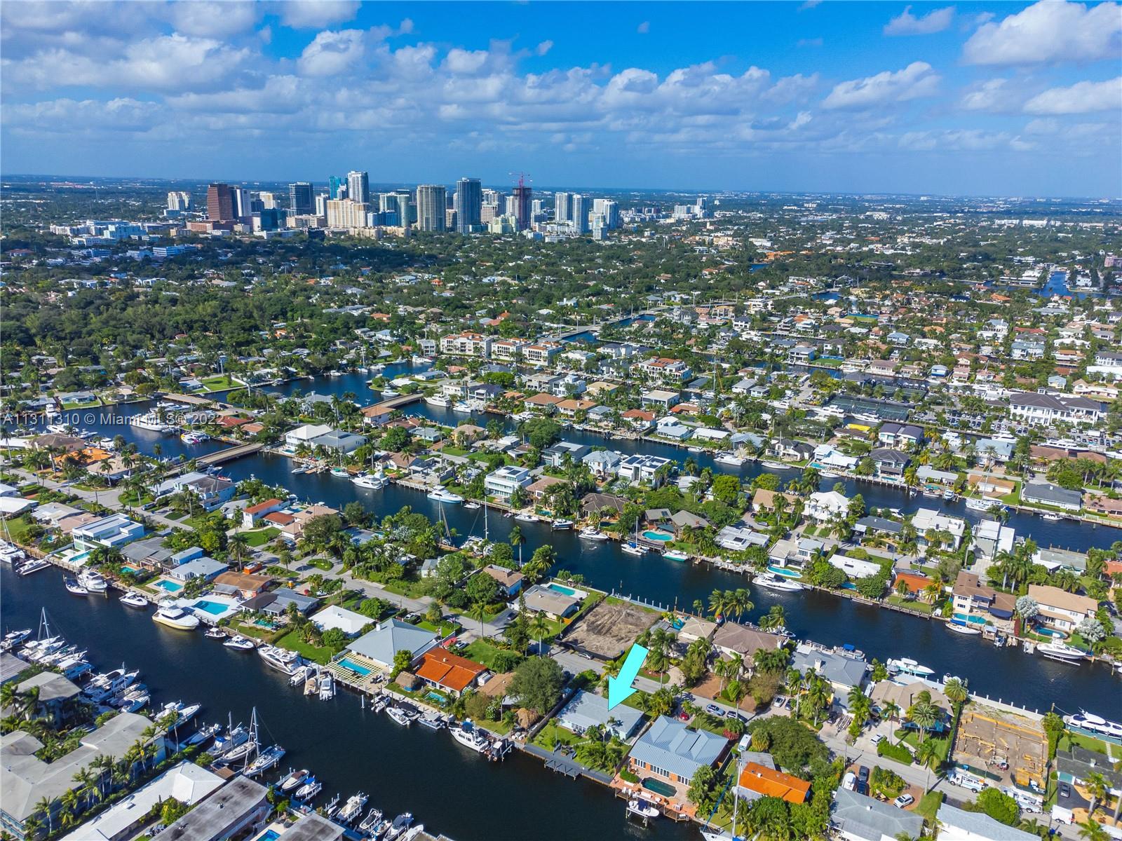 1612 SE 14th St  For Sale A11311310, FL