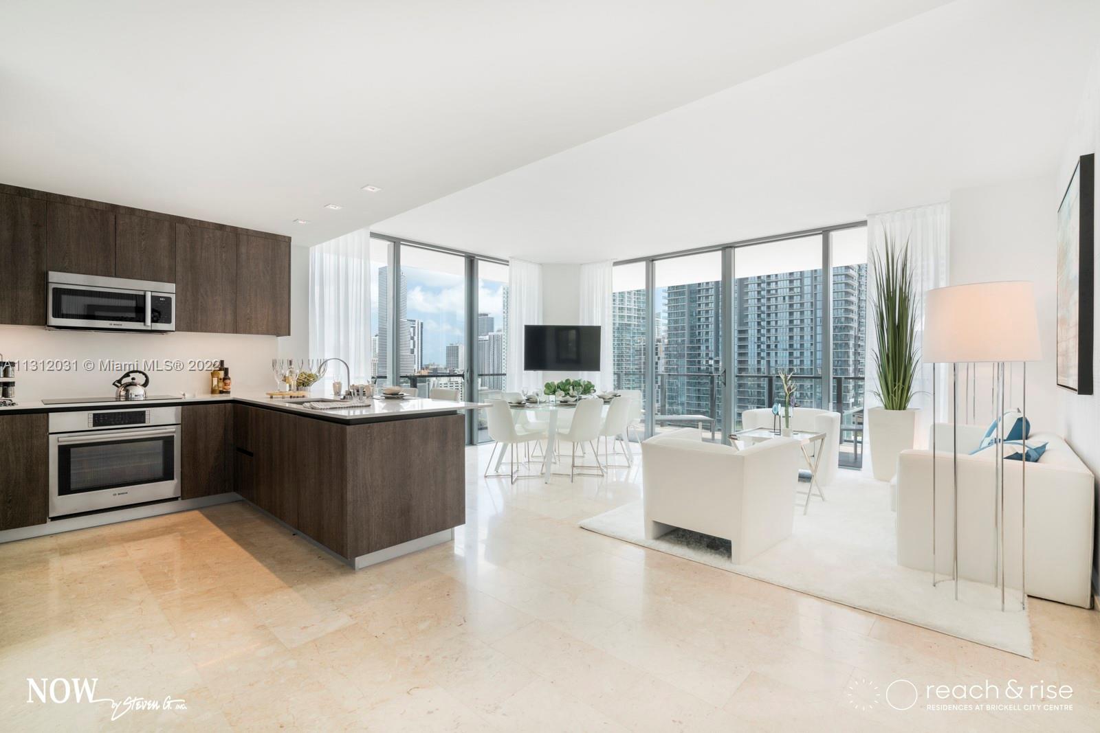 88 SW 7th St 1411, Miami, FL 33130