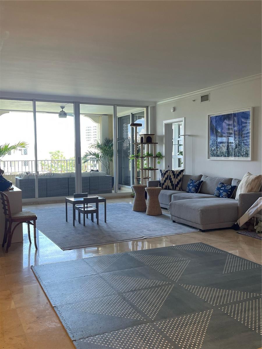 723  Crandon Blvd #PH5 For Sale A11313734, FL
