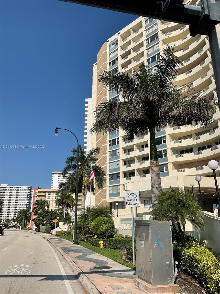 3180 S Ocean Dr 1503, Hallandale Beach, FL 33009