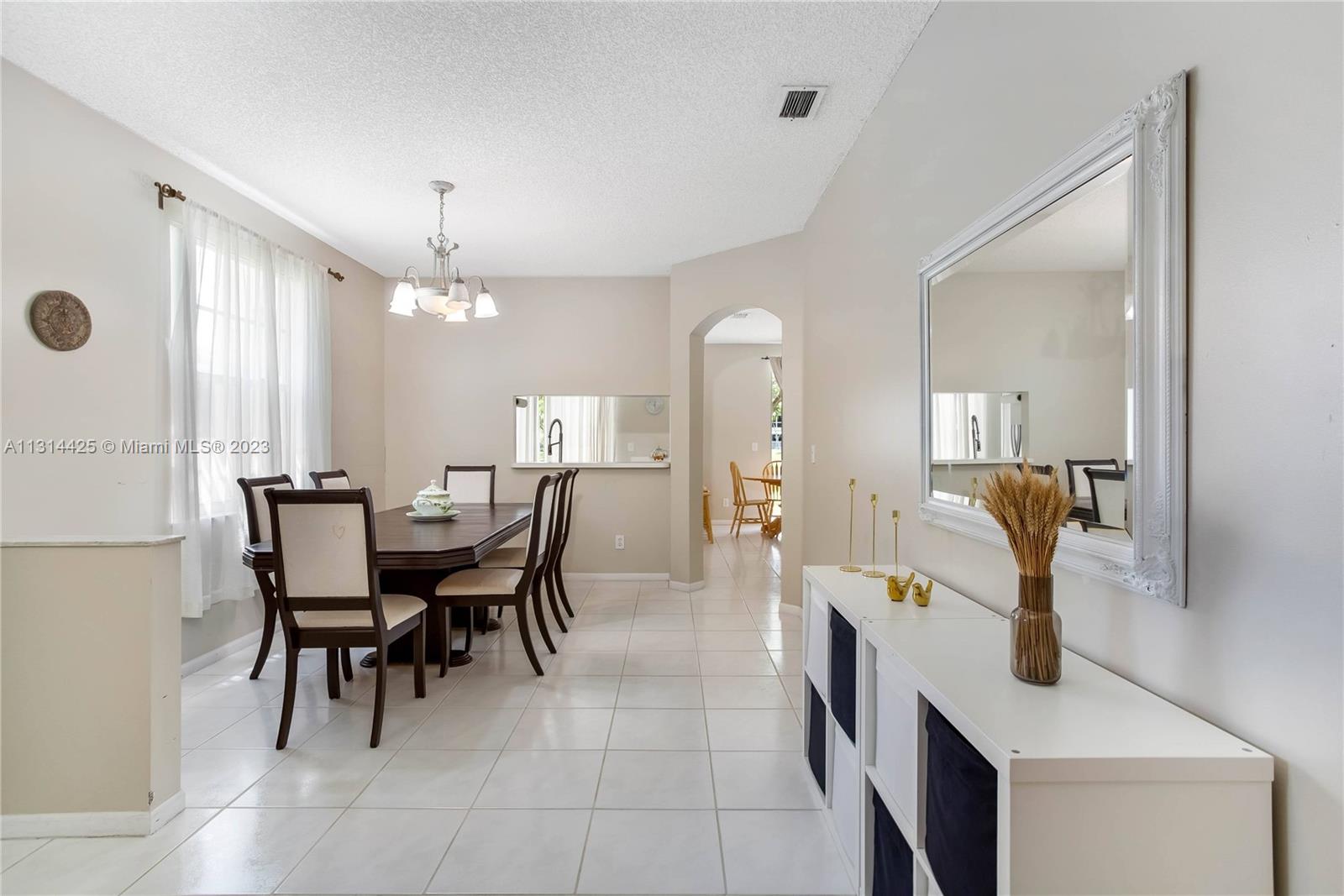 11270 NW 46th Dr, Coral Springs, Florida image 3