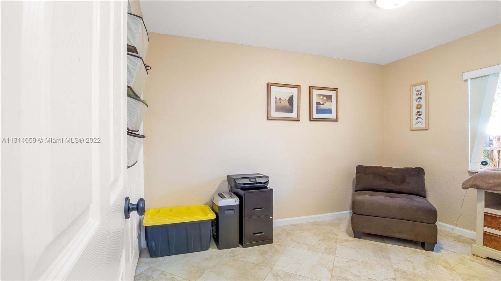 Listing Photo 16