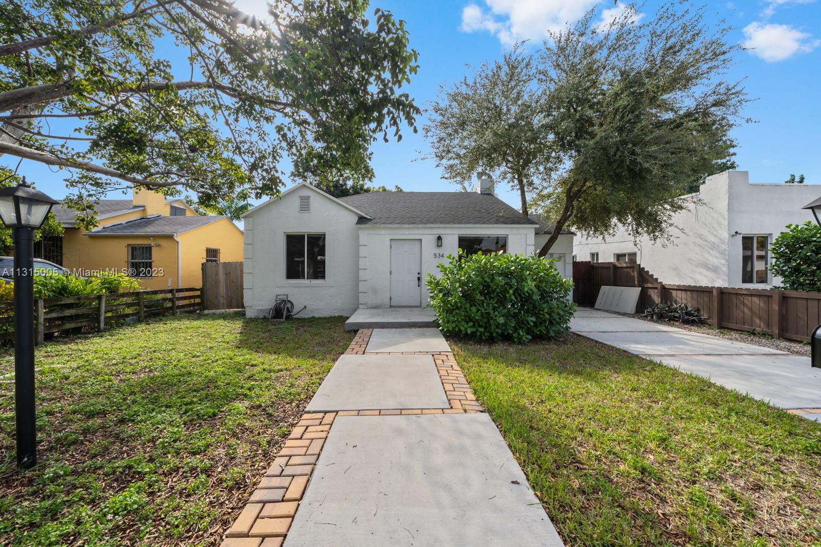 Listing Photo 1