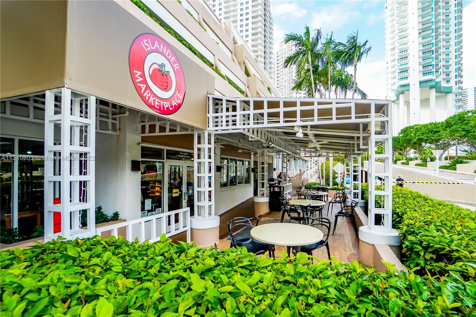 Brickell Key  Islander Marketplace