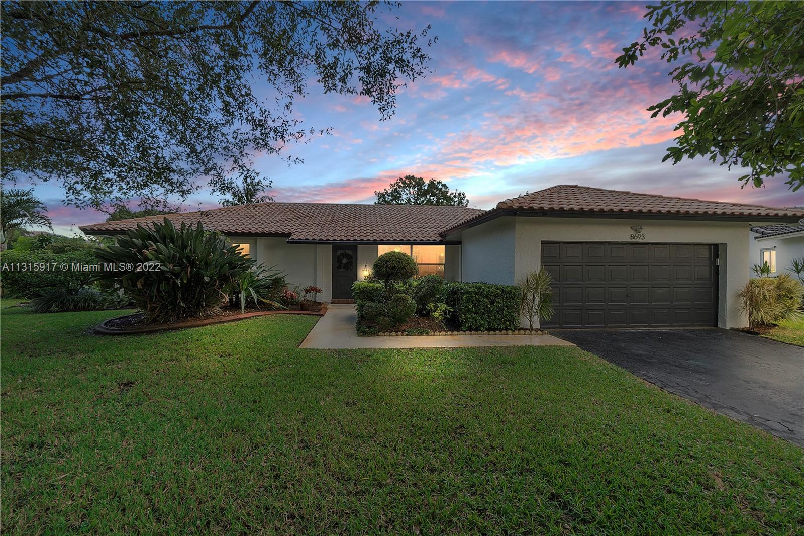 8693 NW 9th Ct, Coral Springs, FL 33071