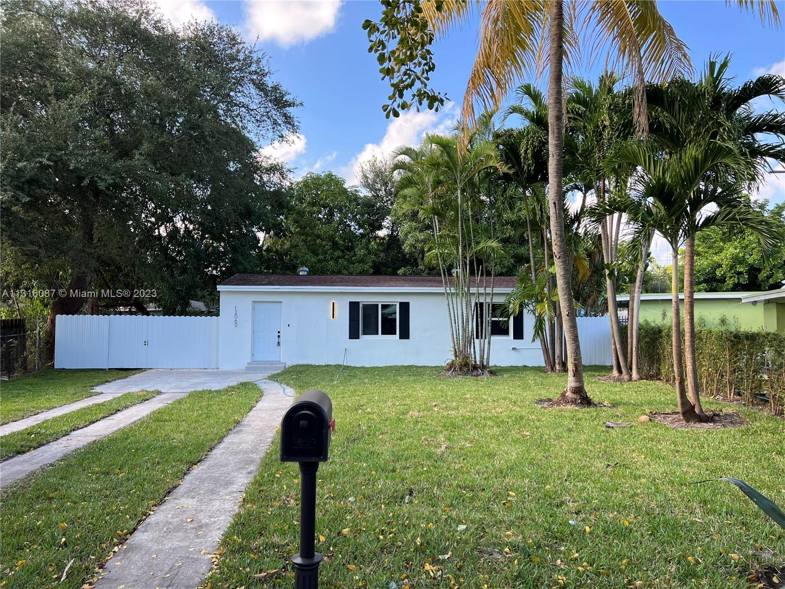12060 NW 1st Ct  For Sale A11316087, FL