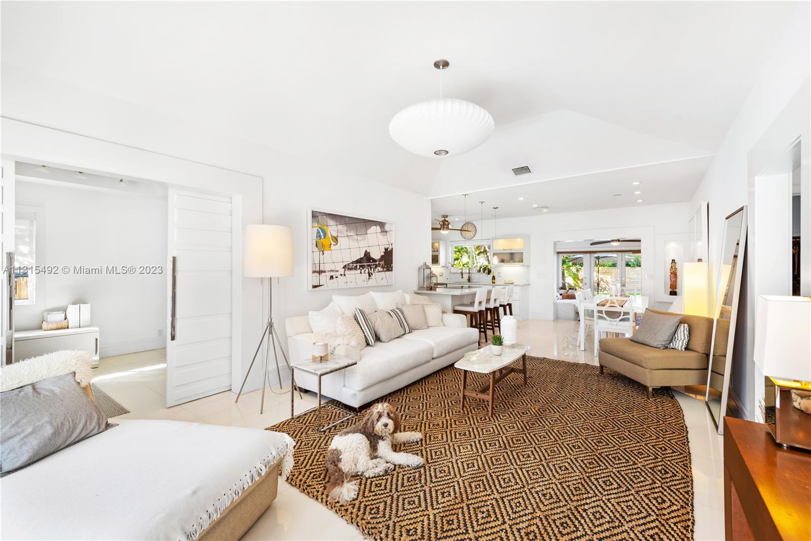 515 W 50th St, Miami Beach, FL 33140