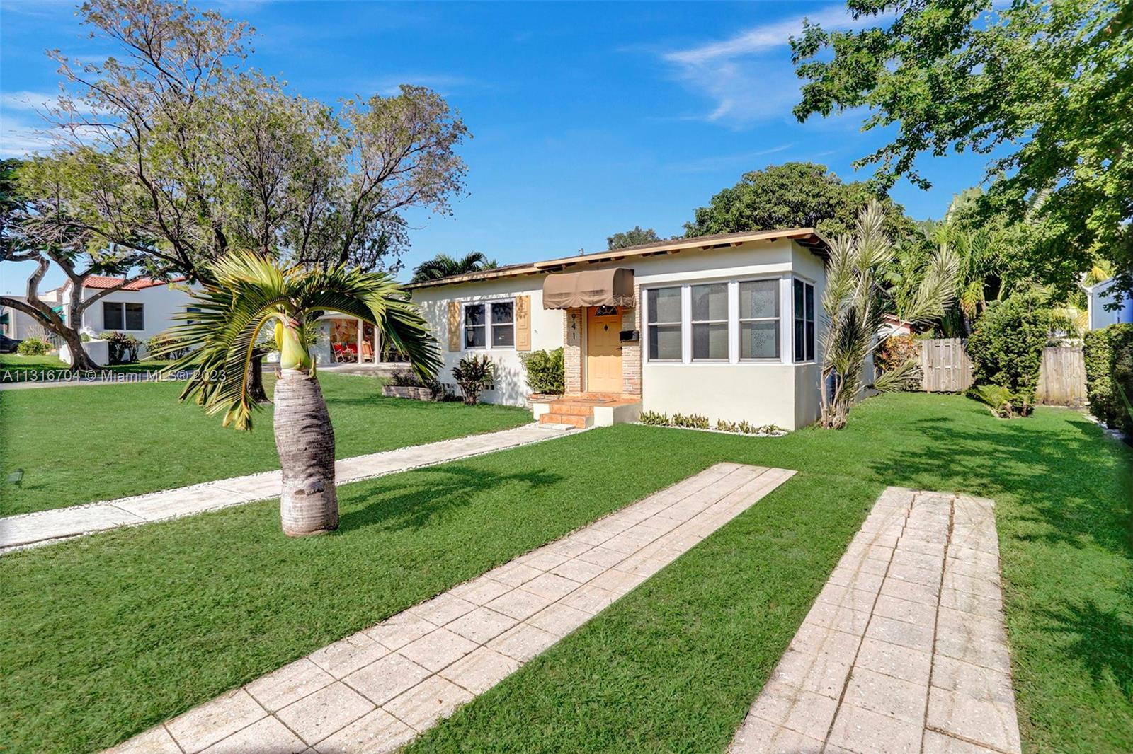 941 NE 82nd St  For Sale A11316704, FL