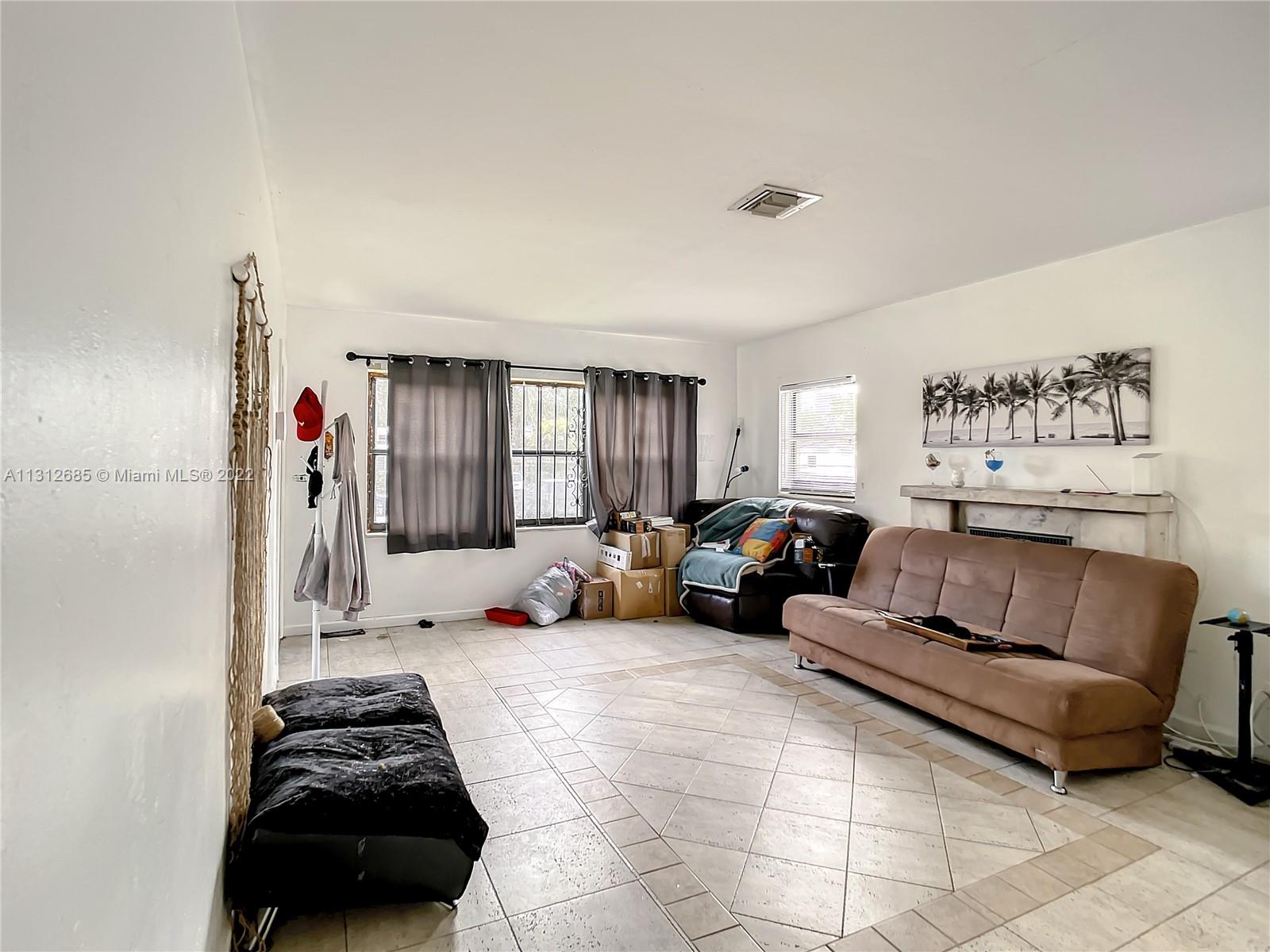 Listing Photo 10
