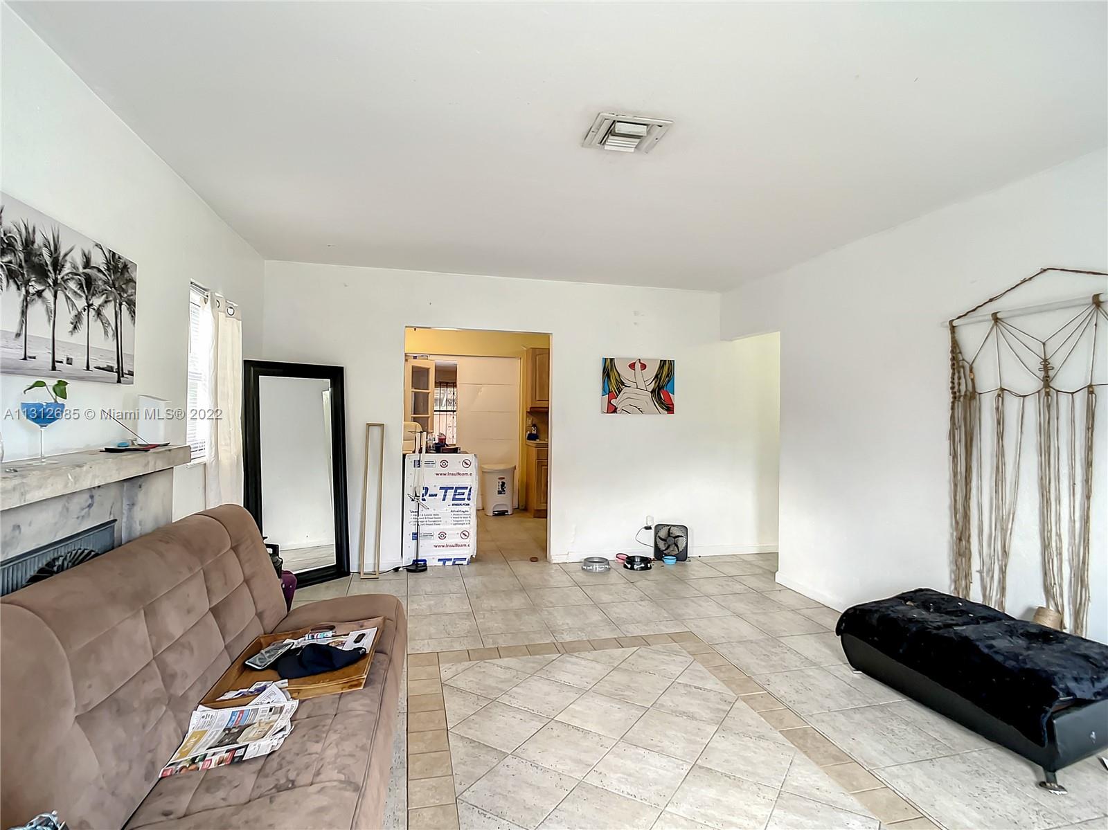 Listing Photo 8