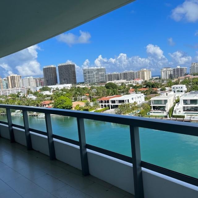 Photo 23 of The Ivory Residence Condo Apt 903 in Bay Harbor Islands - MLS A11317327
