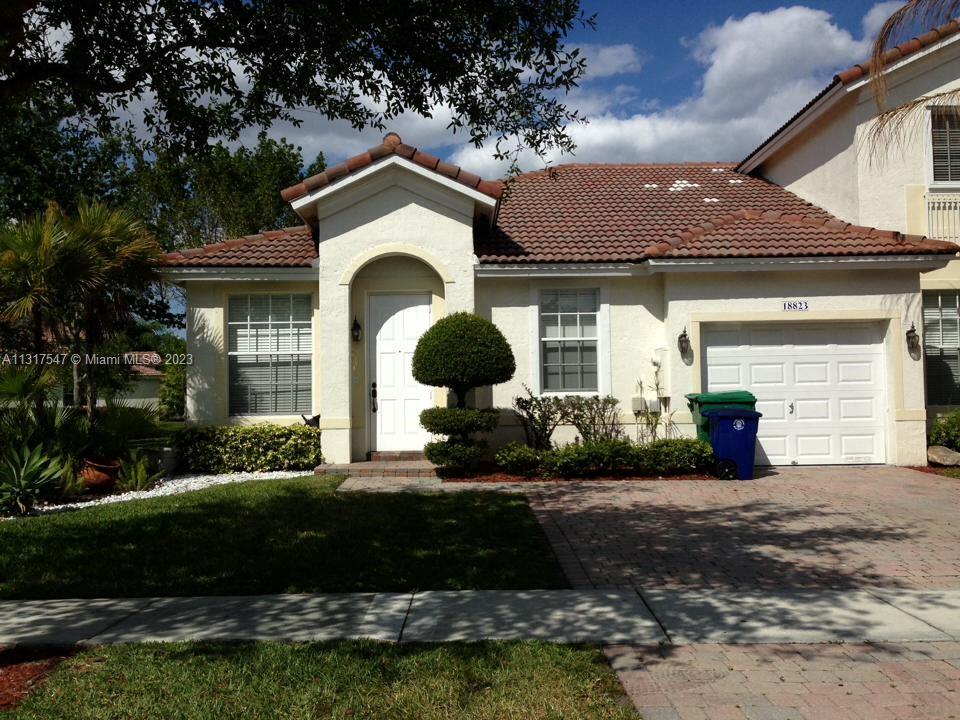 Listing Photo 0