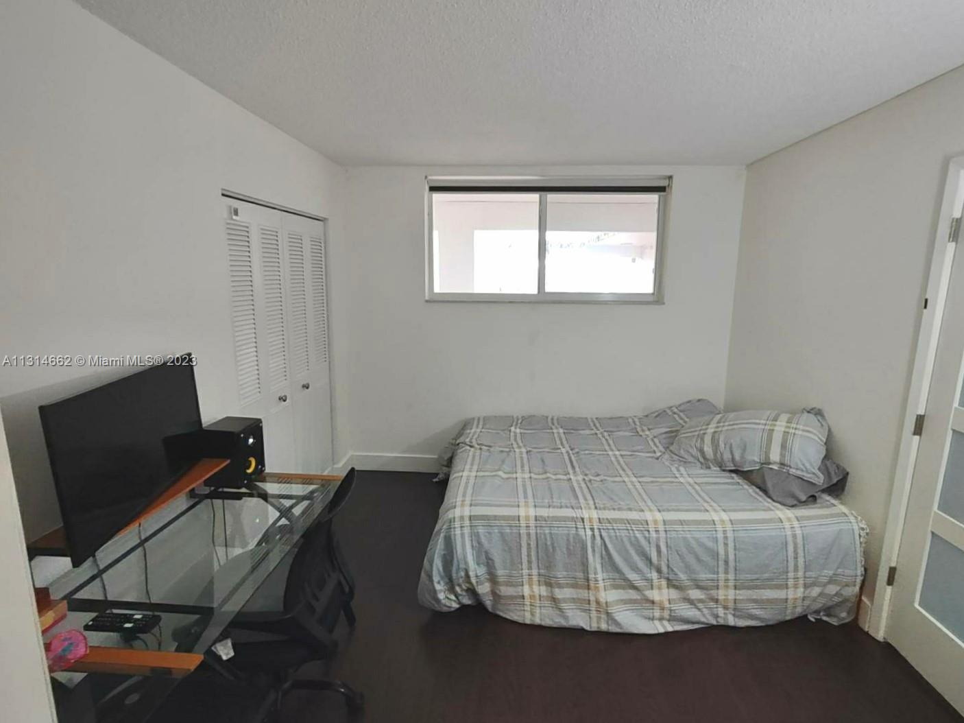 Listing Photo 33