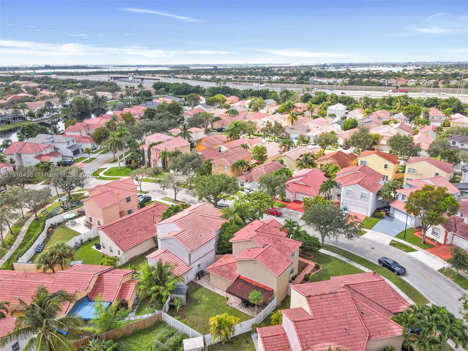 Listing Photo 9